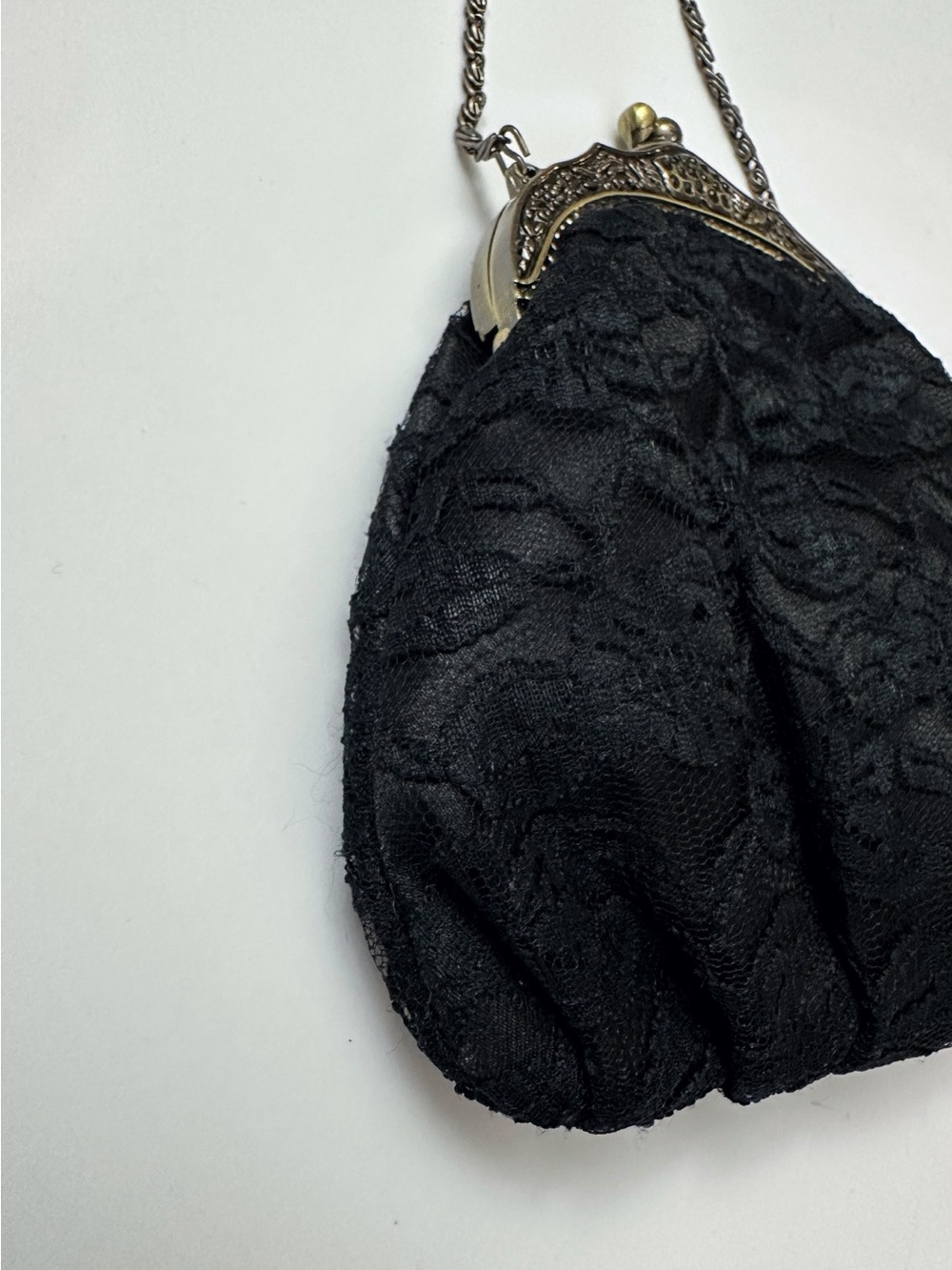 Vintage Urban Renewal Black Lace Handbag with Ornate Kisslock goth Party - Picture 5 of 8